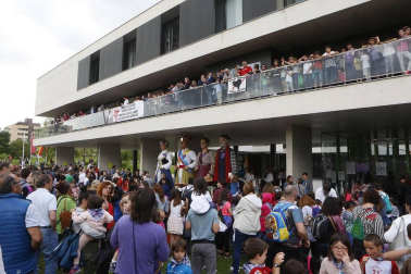 El centro para discapacitados Caidis-Las Hayas dio comienzo este viernes a las fiestas de Sarriguren
