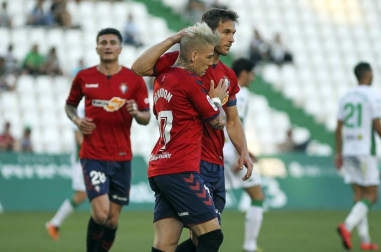 Fotos de la victoria del equipo navarro en el Nuevo Arcángel que le ha dado el título de la Liga 1/2/3.