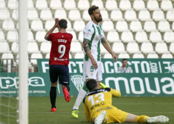 Fotos de la victoria del equipo navarro en el Nuevo Arcángel que le ha dado el título de la Liga 1/2/3.