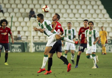 Fotos de la victoria del equipo navarro en el Nuevo Arcángel que le ha dado el título de la Liga 1/2/3.