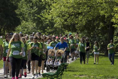 La capital navarra acogió este domingo, 2 de junio, la marcha en la que participaron alrededor de 4.000 personas, según los datos de la organización
