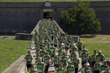 La capital navarra acogió este domingo, 2 de junio, la marcha en la que participaron alrededor de 4.000 personas, según los datos de la organización
