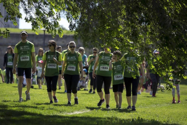 La capital navarra acogió este domingo, 2 de junio, la marcha en la que participaron alrededor de 4.000 personas, según los datos de la organización