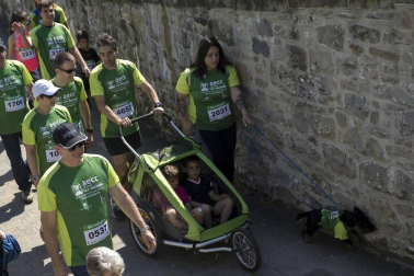La capital navarra acogió este domingo, 2 de junio, la marcha en la que participaron alrededor de 4.000 personas, según los datos de la organización
