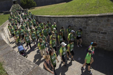 La capital navarra acogió este domingo, 2 de junio, la marcha en la que participaron alrededor de 4.000 personas, según los datos de la organización