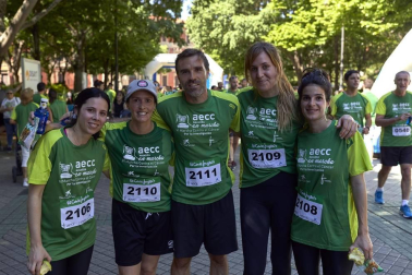 La Asociación Española Contra el Cáncer (AECC) puso en marcha el domingo 2 de junio la VI Marcha Contra el Cáncer en Navarra. Cinco kilómetros de recorrido que partieron de la Ciudadela y finalizaron en el Paseo de Sarasate en una marcha de carácter lúdico y solidario cuyos beneficios serán entregados íntegramente a investigación de esta enfermedad.