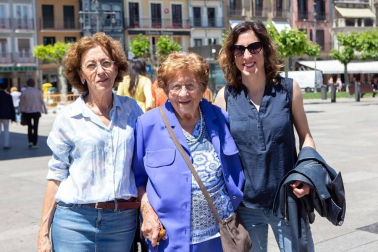 El 1 de junio ACODIFNA, Asociación Coordinadora de Personas con Discapacidad Física de Navarra, puso en marcha su jornada anual de sensibilización bajo el nombre 'Siéntate, Participa y Cuéntanos', que se desarrolló en la Plaza del Castillo. Además del stand informativo se abrieron zonas de juegos inclusivos y deportes adaptados. Durante el evento se procedió a la entrega del Premio ACODIFNA 2019 y los galardones del Concurso de Dibujo infantil.