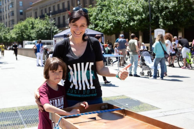 El 1 de junio ACODIFNA, Asociación Coordinadora de Personas con Discapacidad Física de Navarra, puso en marcha su jornada anual de sensibilización bajo el nombre 'Siéntate, Participa y Cuéntanos', que se desarrolló en la Plaza del Castillo. Además del stand informativo se abrieron zonas de juegos inclusivos y deportes adaptados. Durante el evento se procedió a la entrega del Premio ACODIFNA 2019 y los galardones del Concurso de Dibujo infantil.