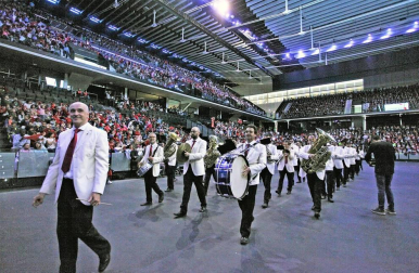 Fotos del concierto de La Pamplonesa en el Navarra Arena ante 7.000 escolares de 32 colegios
