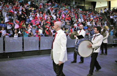 Fotos del concierto de La Pamplonesa en el Navarra Arena ante 7.000 escolares de 32 colegios