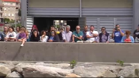 500 voluntarios recogen plásticos en una decena de playas españolas