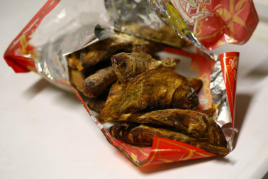 Salami dominicano, cuy peruano y huevos de pato chinos, son algunos de los alimentos incautados