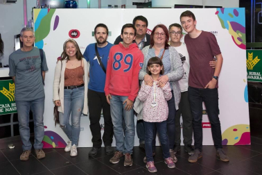 El personal que colaboró en la carrera disputada en Pamplona el sábado 8 de junio celebró una fiesta en una discoteca de Pamplona.