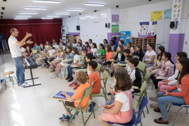 Alumnado del CP Griseras de Tudela durante una jornada de clase.
