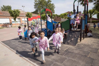 Alumnado del CP Griseras de Tudela durante una jornada de clase.