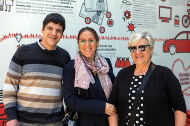 Desde finales de mayo abrió sus puertas en el Paseo de Sarasate la Tómbola de Cáritas, que cumple este año su 74ª edición. Una cita ineludible para pamploneses y visitantes que intentarán hacerse con alguno de los 390.000 premios directos que se entregarán hasta su cierre, el próximo 15 de julio.