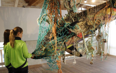Tres deportistas decidieron hace catorce años convertir la basura en arte.