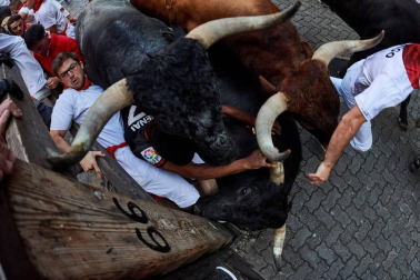 Fotos de Diario de Navarra de los mejores momentos de los encierros de San Fermín de 2018