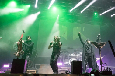 El festival Ribera Sound, que desde el viernes ha celebrado en Tudela su primera edición, ha finalizado con "éxito" tras sumar una asistencia de más de 9.000 personas.