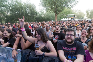 El festival Ribera Sound, que desde el viernes ha celebrado en Tudela su primera edición, ha finalizado con "éxito" tras sumar una asistencia de más de 9.000 personas.