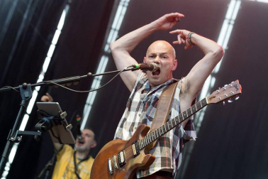 El festival Ribera Sound, que desde el viernes ha celebrado en Tudela su primera edición, ha finalizado con "éxito" tras sumar una asistencia de más de 9.000 personas.