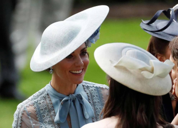 Fotos de los tocados y chisteras en las carreras de Ascot