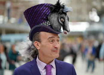 Fotos de los tocados y chisteras en las carreras de Ascot