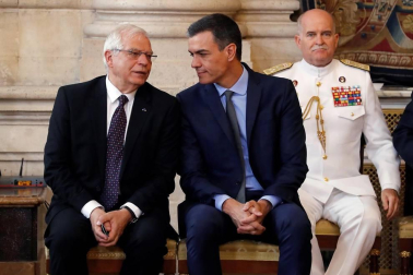 El Rey Felipe VI ha querido celebrar el quinto aniversario de su coronación condecorando con la Orden del Mérito Civil a 41 ciudadanos "ejemplares", procedentes de toda España
