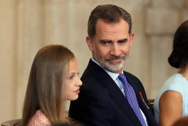 El Rey Felipe VI ha querido celebrar el quinto aniversario de su coronación condecorando con la Orden del Mérito Civil a 41 ciudadanos "ejemplares", procedentes de toda España