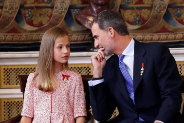 El Rey Felipe VI ha querido celebrar el quinto aniversario de su coronación condecorando con la Orden del Mérito Civil a 41 ciudadanos "ejemplares", procedentes de toda España