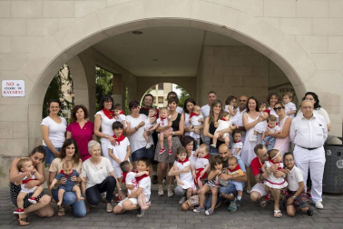 Decenas de niños y familias se dieron cita este miércoles, 19 de junio, para inaugurar las fiestas