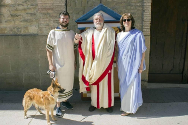 Mendigorría ha celebrado del 14 al 16 de junio el XVIII Festival Romano de Andelos. Durante estos días se organizaron diferentes actividades lúdicas que trasformaron este pueblo, situado en la Merindad de Olite, y le hicieron viajar 2.000 años atrás. Entre ellas, se incluyeron tres visitas guiadas al yacimiento histórico que da nombre al evento.