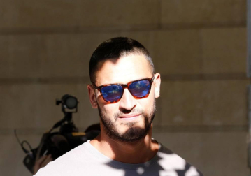 El Tribunal Supremo celebra este viernes una vista pública para deliberar los recursos de casación presentados contra la sentencia que confirmó la pena de nueve años de prisión para los cinco miembros de La Manada por abuso sexual de una joven madrileña en los Sanfermines de Pamplona de 2016