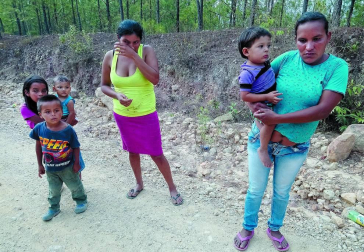 Ismael Moreno, conocido como padre Melo, y su equipo están amenazados de muerte por denunciar la violación de derechos humanos en su país