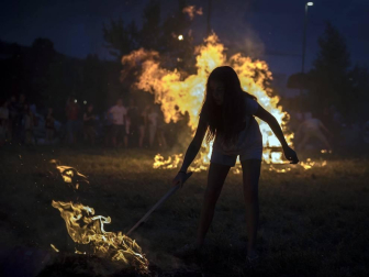 Los navarros celebraron la noche del 23 al 24 de junio, la considerada más corta del año, la tradicional fiesta con las hogueras.