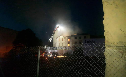 Un incendio afectó a las instalaciones abandonadas entre Olaz y Huarte a última hora de este martes 25 de junio.