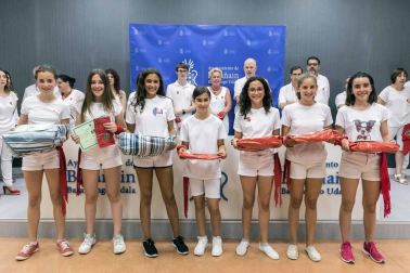 Fotos del cohete de inicio de las fiestas de Barañáin 2019