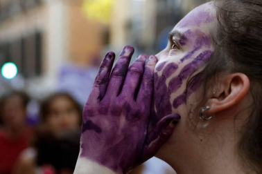 Miles de personas vuelven a tomar las calles de Madrid al grito de "No es abuso es violación"