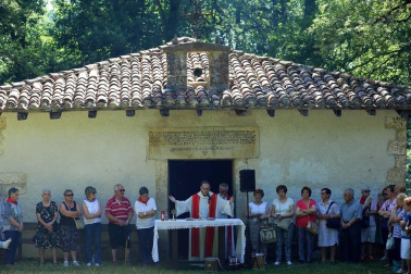 Más de 6.000 alsuarras se reunieron este sábado para celebrar a San Pedro en un día caluroso de verano lleno de tradición.