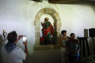 Más de 6.000 alsuarras se reunieron este sábado para celebrar a San Pedro en un día caluroso de verano lleno de tradición.