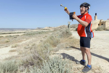 1.152 valientes hicieron frente a las altas temperaturas y pese a la ola de calor participaron en esta edición de la Extreme Bardenas, que fue ganada por el exciclista Haimar Zubeldia.