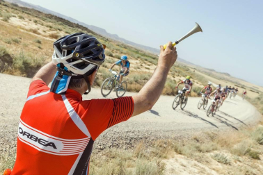 1.152 valientes hicieron frente a las altas temperaturas y pese a la ola de calor participaron en esta edición de la Extreme Bardenas, que fue ganada por el exciclista Haimar Zubeldia.
