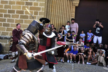 Los 390 que se registraron disuadieron a visitantes y locales de acudir en el segundo día de fiesta medieval