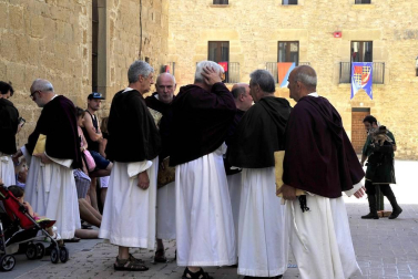 Los 390 que se registraron disuadieron a visitantes y locales de acudir en el segundo día de fiesta medieval