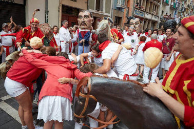 La Comparsa ha sido una de las grandes protagonistas en el día de San Fermín