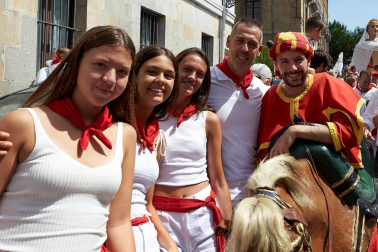 Fotos del recorrido de los gigantes y cabezudos de Pamplona del día 8 de julio de San Fermín 2019