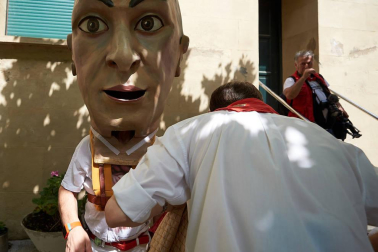 Fotos del recorrido de los gigantes y cabezudos de Pamplona del día 8 de julio de San Fermín 2019