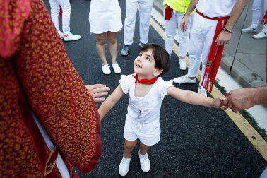 Fotos del recorrido de los gigantes y cabezudos de Pamplona del día 8 de julio de San Fermín 2019
