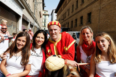 Fotos del recorrido de los gigantes y cabezudos de Pamplona del día 8 de julio de San Fermín 2019