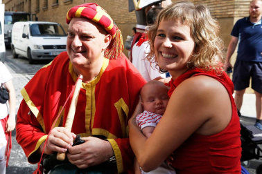 Fotos del recorrido de los gigantes y cabezudos de Pamplona del día 8 de julio de San Fermín 2019